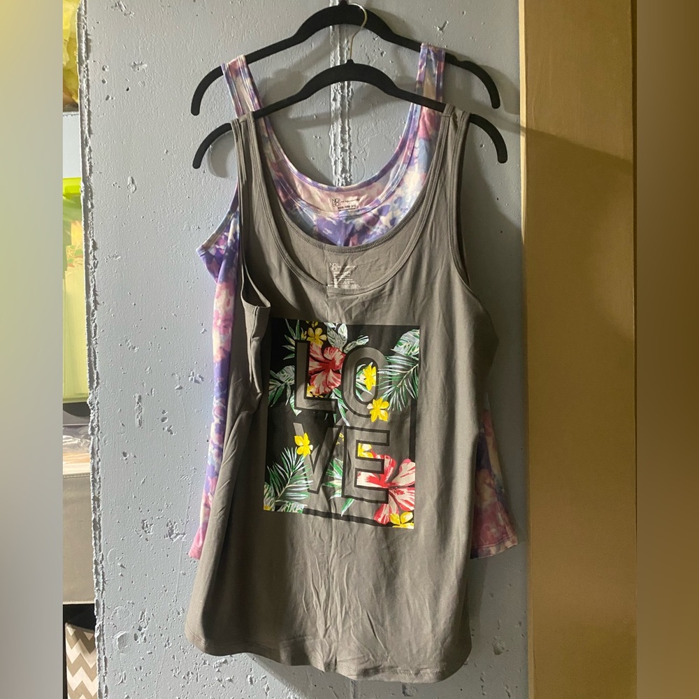 2 Tank Tops